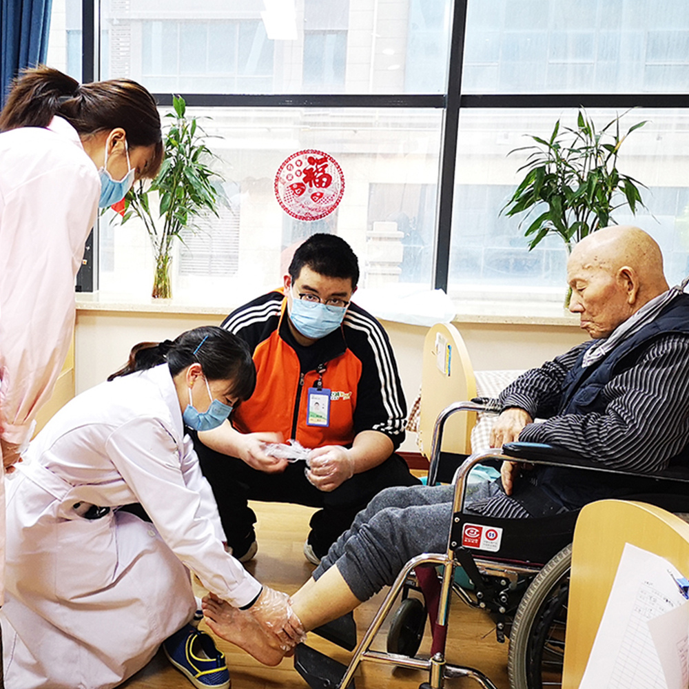 1687335487138041.jpg fe.jpg