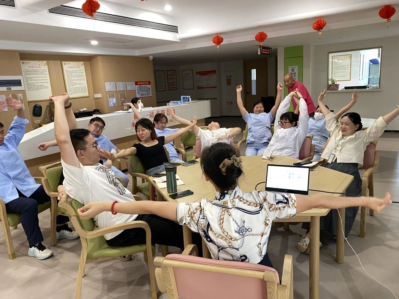 1721268384434879.jpg 6.jpg